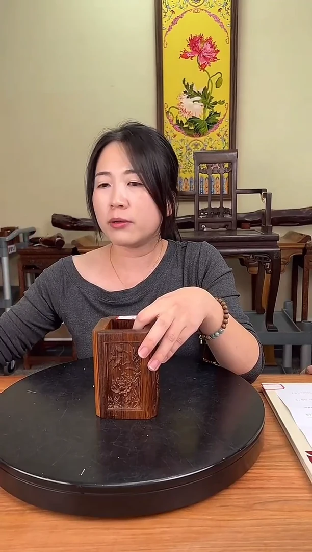 木呼*者DZ26CP7MK四季花卉笔筒小（拍）