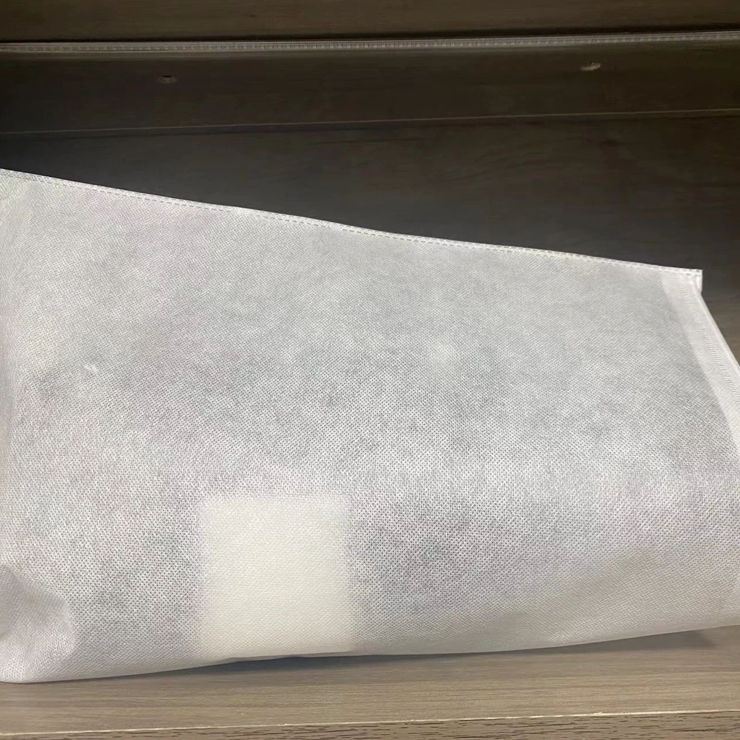 Y新款2025时尚百搭单肩斜挎包收纳袋