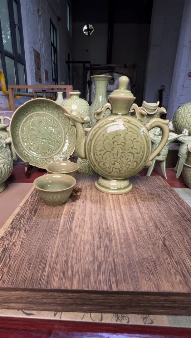 微瑕耀州窑凤鸣壶+莲纹小杯2