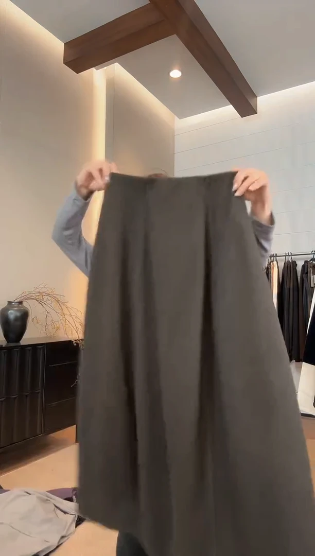 在**吗XUZI YU.小个子定制  裙子  绿色