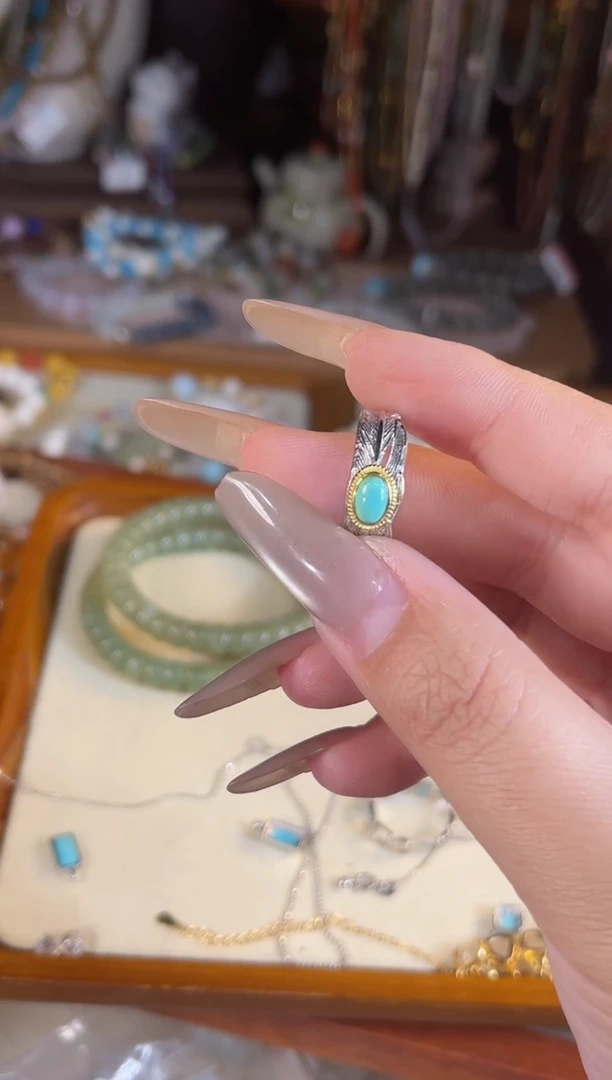 【闪购商品】水晶戒指银S925镶嵌多样性发货其一