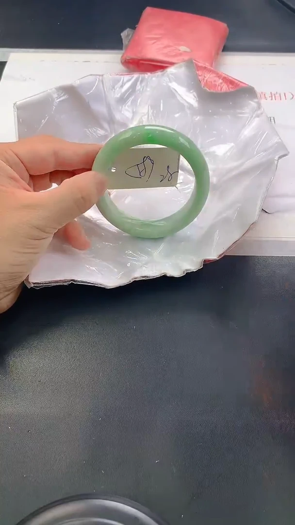 未镶嵌手镯翡翠31