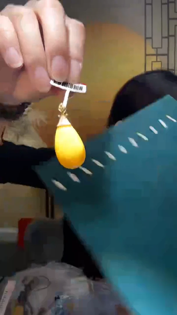 【闪购商品】琥珀裸石未镶嵌M0042天然蜜蜡