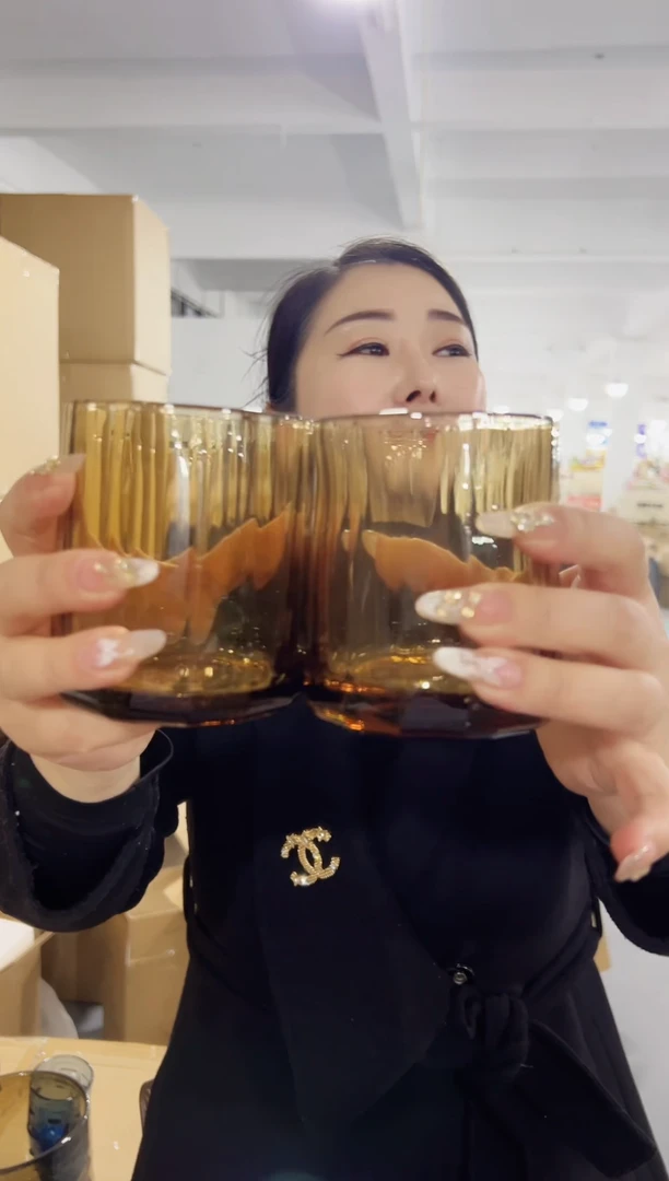 【闪购商品】玻璃花伴你花瓶微瑕-两只