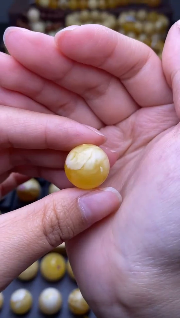 【闪购商品】琥珀裸石未镶嵌 大小姐珠宝严选34