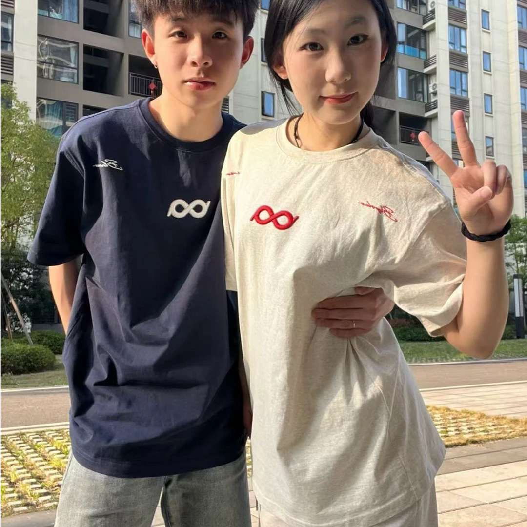 藏青色美式刺绣短袖男生t恤潮牌高级半袖情侣衣服男生短袖t恤穿搭