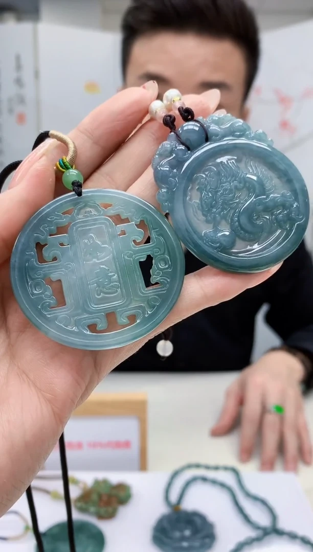 【闪购商品】定制翡翠未镶嵌4990MM-毛货两件挂件107