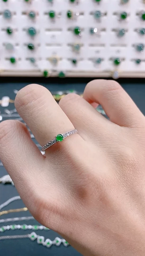 【闪购商品】翡翠戒指银S925镶嵌 天然翡翠