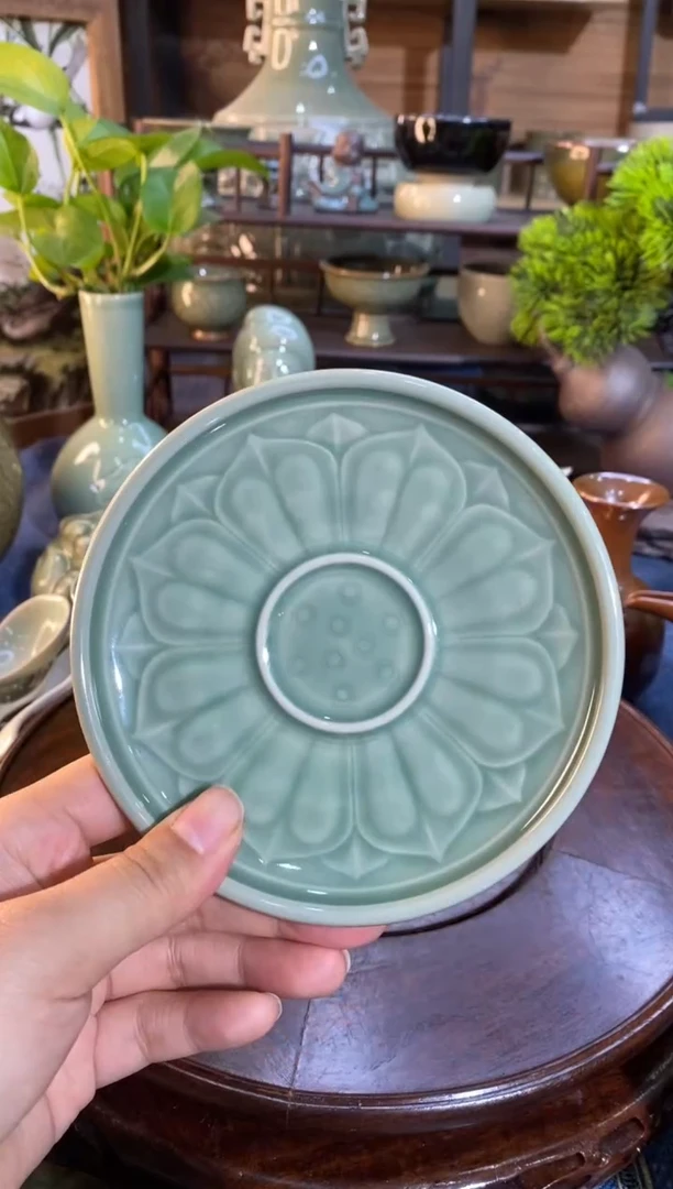 【闪购商品】XG001 南朝青釉底托 微瑕1只