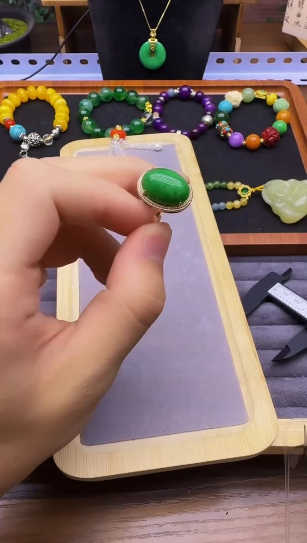 翡翠戒指14K金镶嵌J13