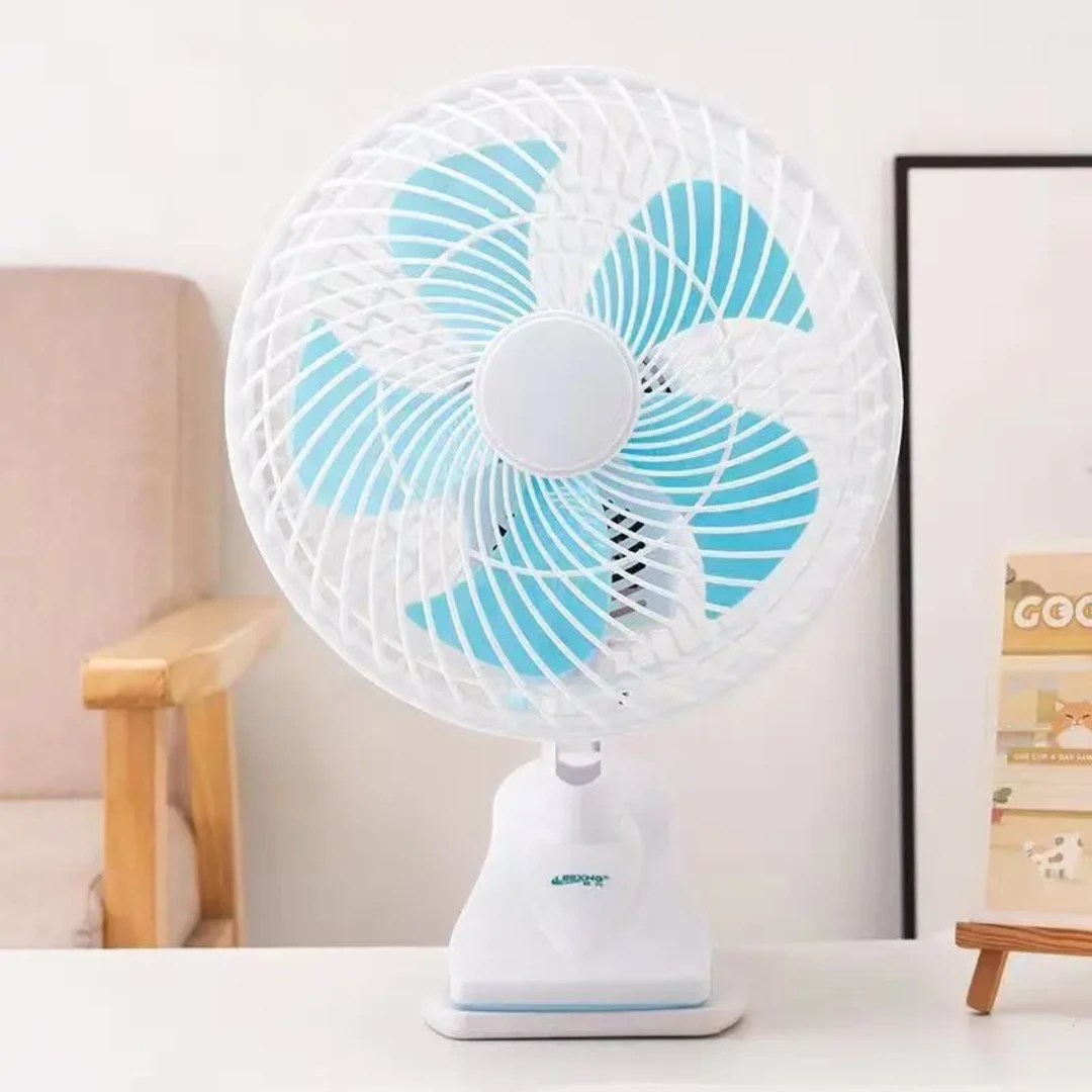 电风扇轻音风力大超大可摇头宿舍床头桌面款小型学生家用台式夹扇