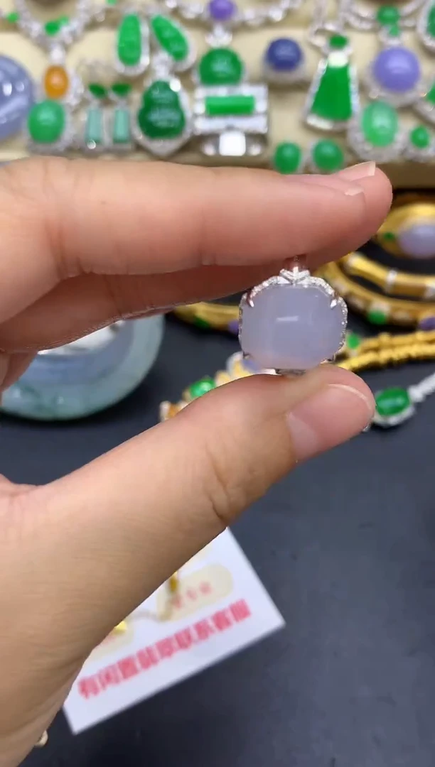 18K金镶嵌戒指翡翠397-中国好珍宝