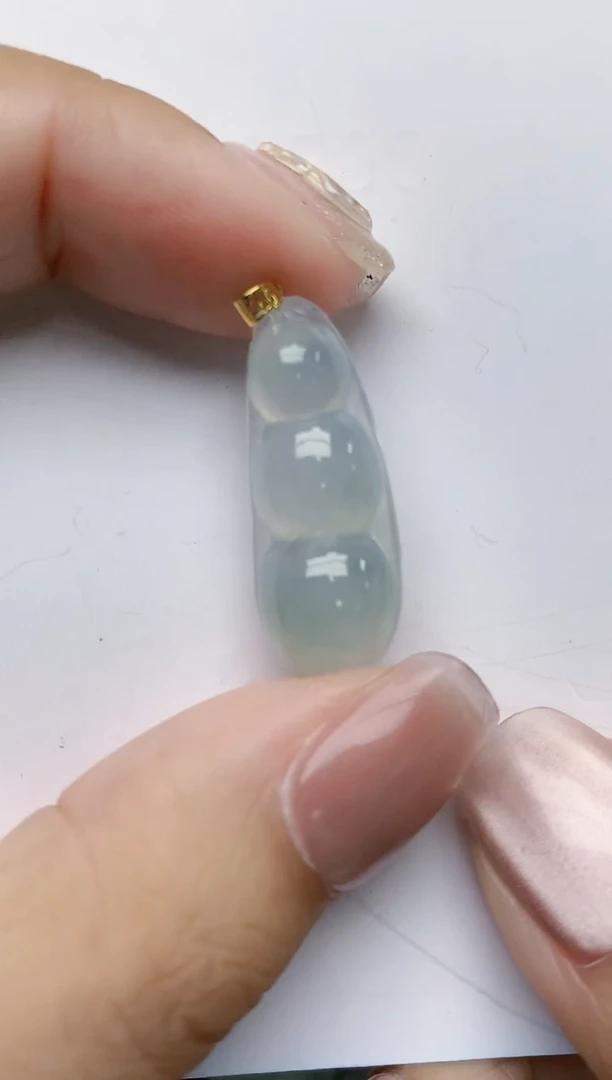 翡翠18K金镶嵌颈饰天然缅甸A货翡翠