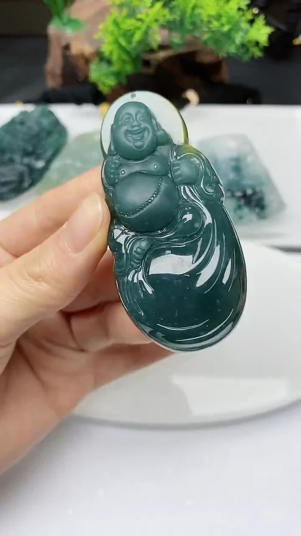 【闪购商品】翡翠颈饰未镶嵌