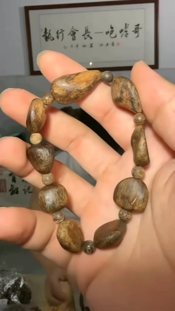 沉香手串60号沉水瘤疤多样性发一