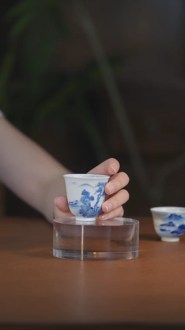 青花银刻松闻香杯