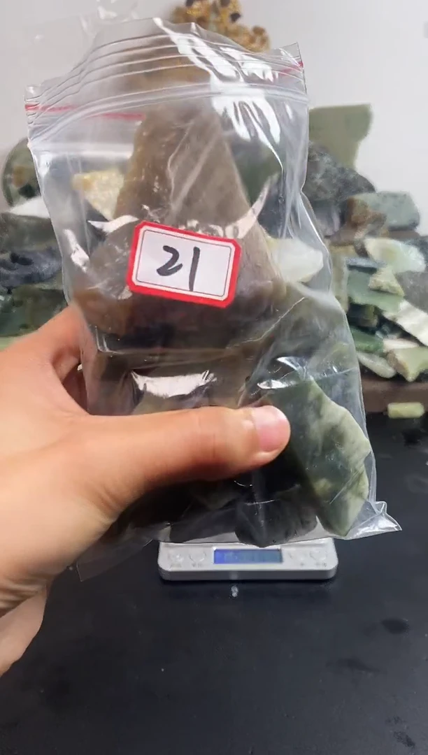 未镶嵌和田玉摆件21