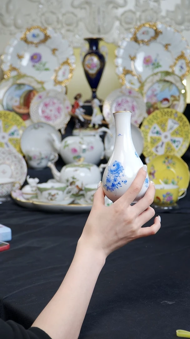 骨瓷婷婷中古器物如图所示71