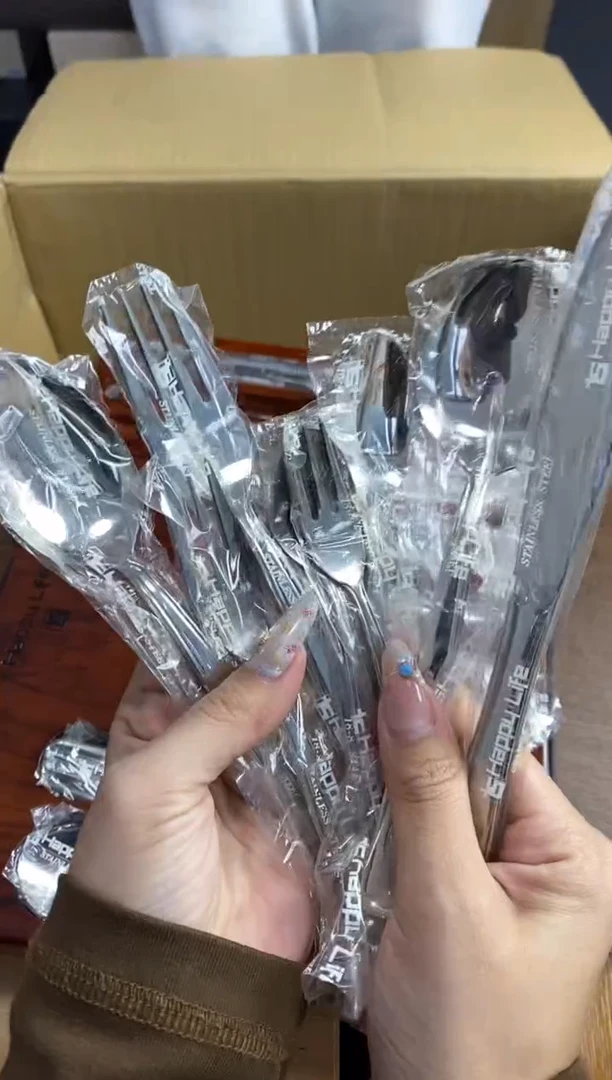 【闪购商品】瓷片隆莲瓷器欢迎大家