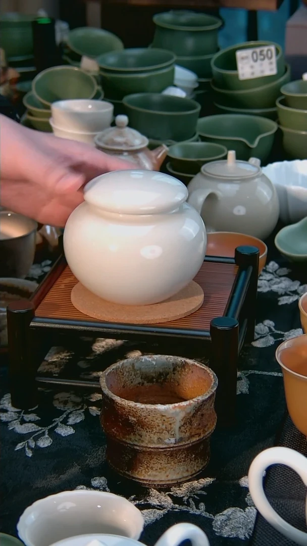 全品 彭州白瓷 茶叶罐