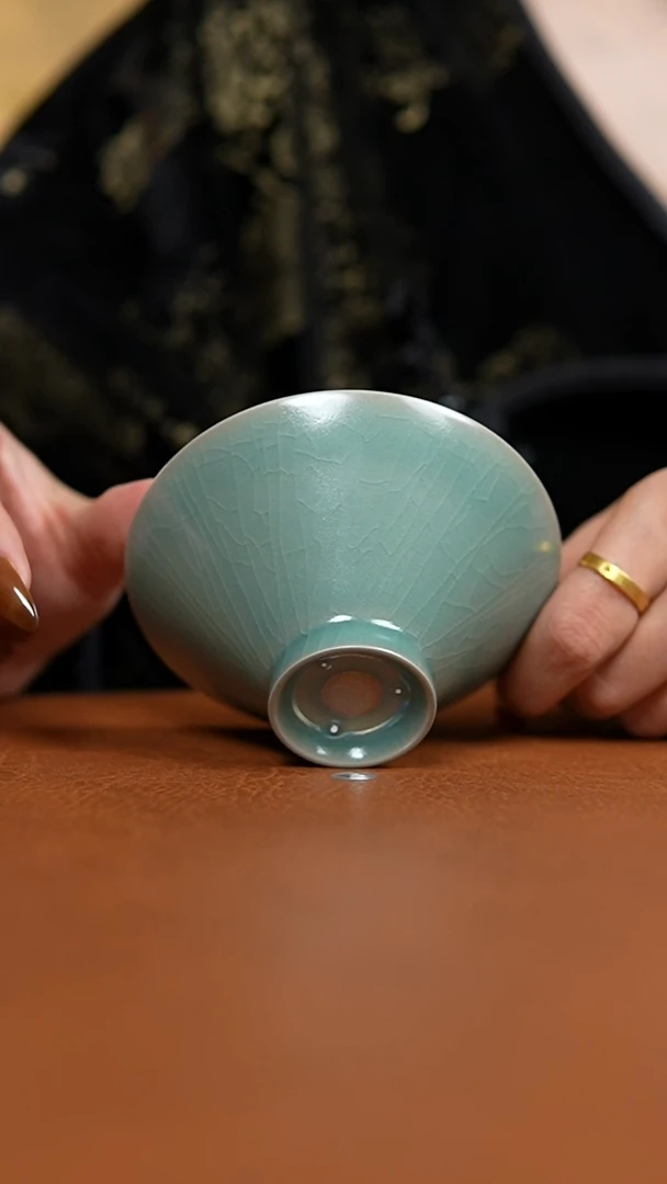 瓷片仿古翡翠绿釉斗笠杯一级礼盒