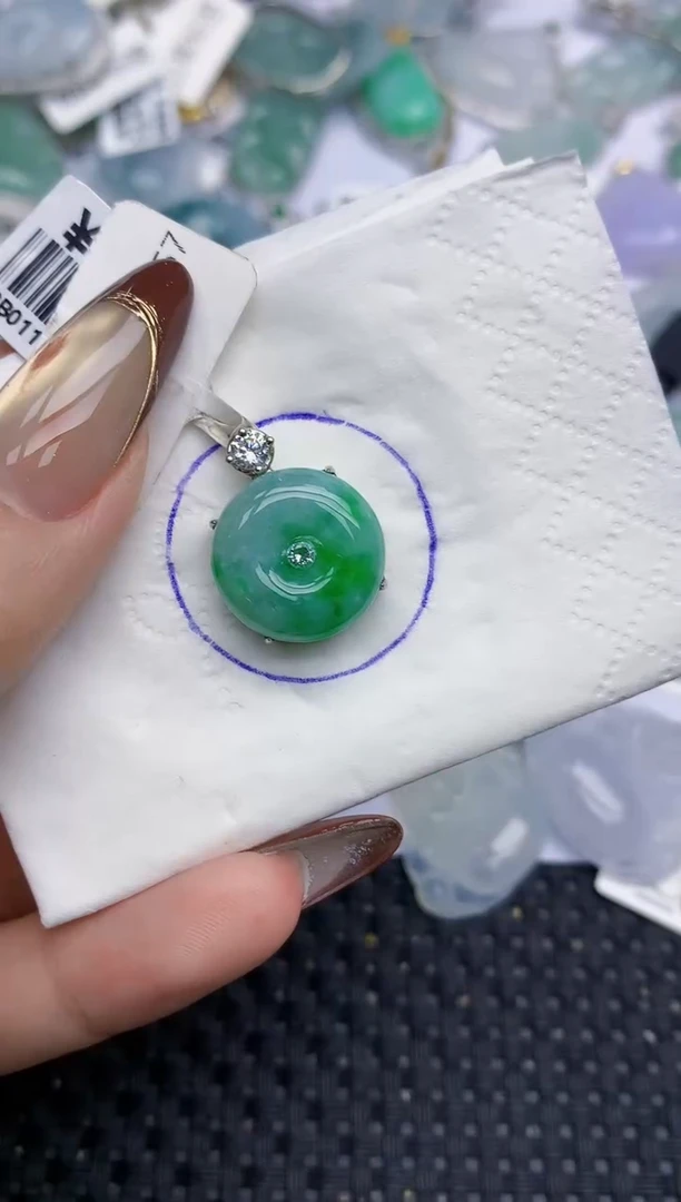 颈饰银S925镶嵌翡翠41   天然翡翠A货  百元以上9米证书费自理