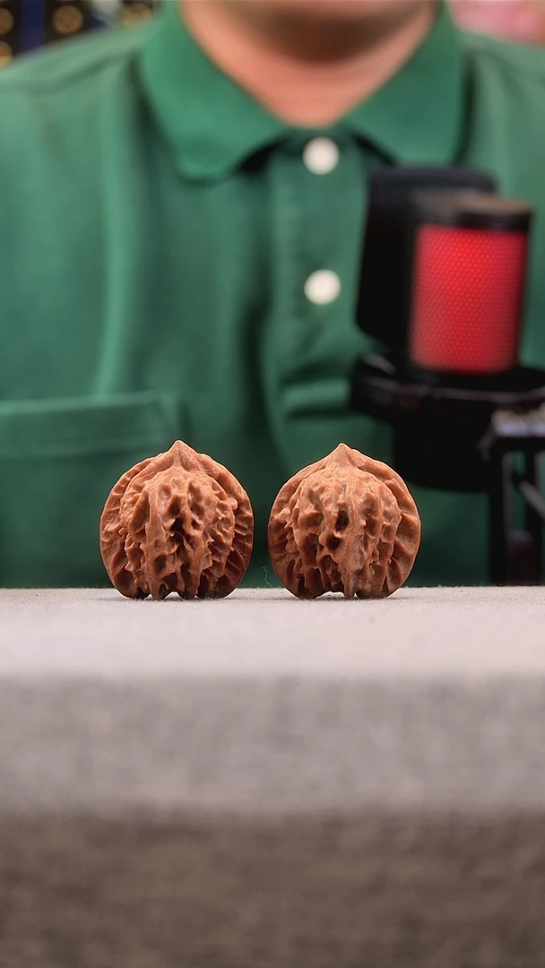 把件桃核用****8曹大龙 全品无修 尺寸37 编码CDL0165