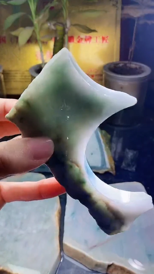 未镶嵌挂件翡翠小雨240
