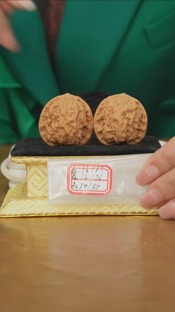 把件文玩核桃野狼