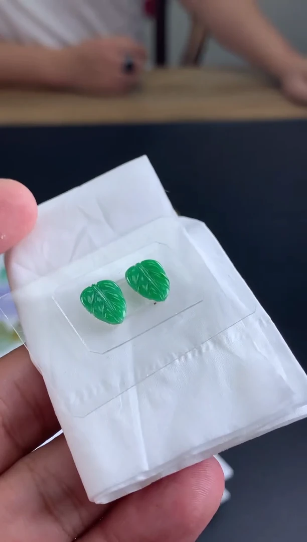 【闪购商品】定制翡翠未镶嵌翡翠