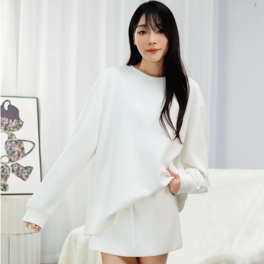 基础百搭白色长袖T恤圆领简约舒适内搭套装