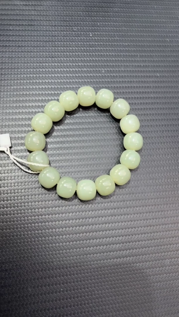 未镶嵌手串和田玉且末近矿微色差青白玉卡14老型手串