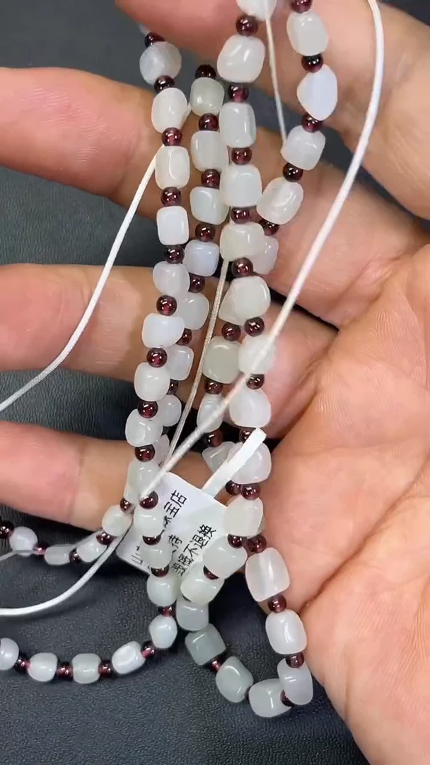 颈饰未镶嵌和田玉白玉原石珠链搭配款710057