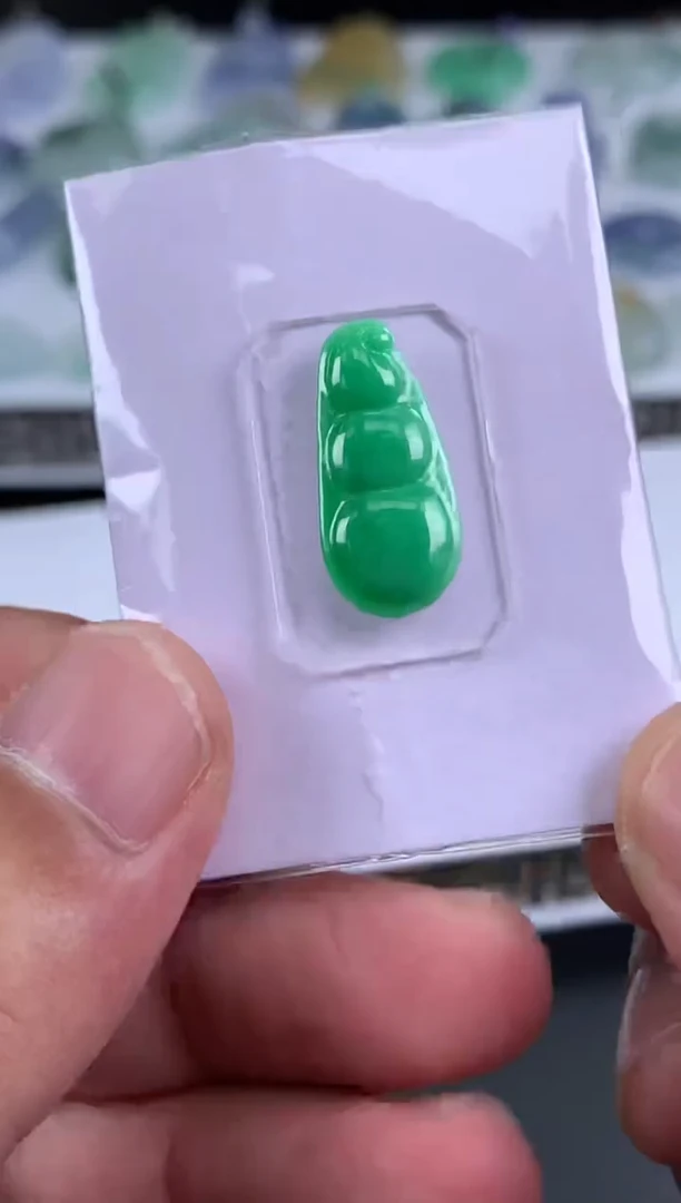 【闪购商品】定制翡翠未镶嵌翡翠