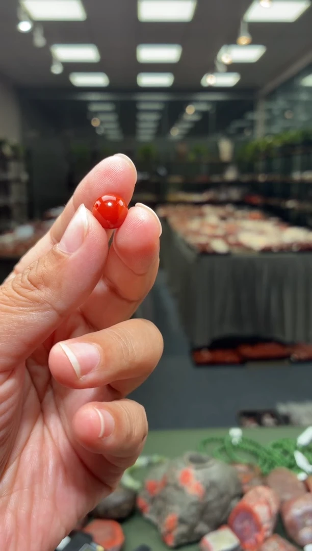 未镶嵌单珠南红玛瑙一颗约9mm+ 多样性发货