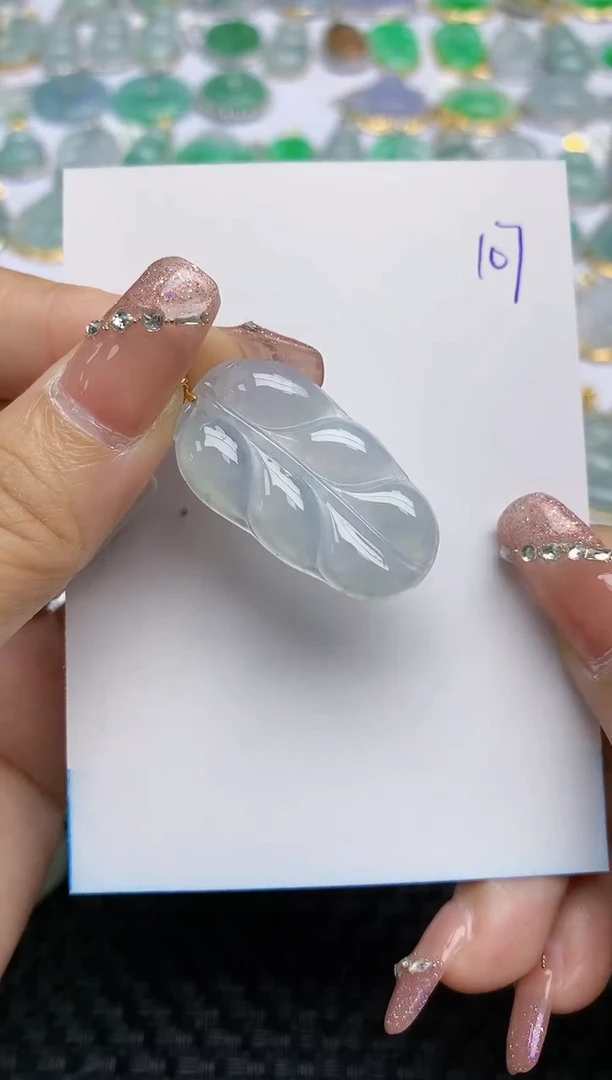 【闪购商品】翡翠颈饰18K金镶嵌天然A货翡翠 107