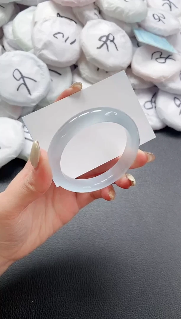 【闪购商品】石英质玉手镯未镶嵌 9L22-53