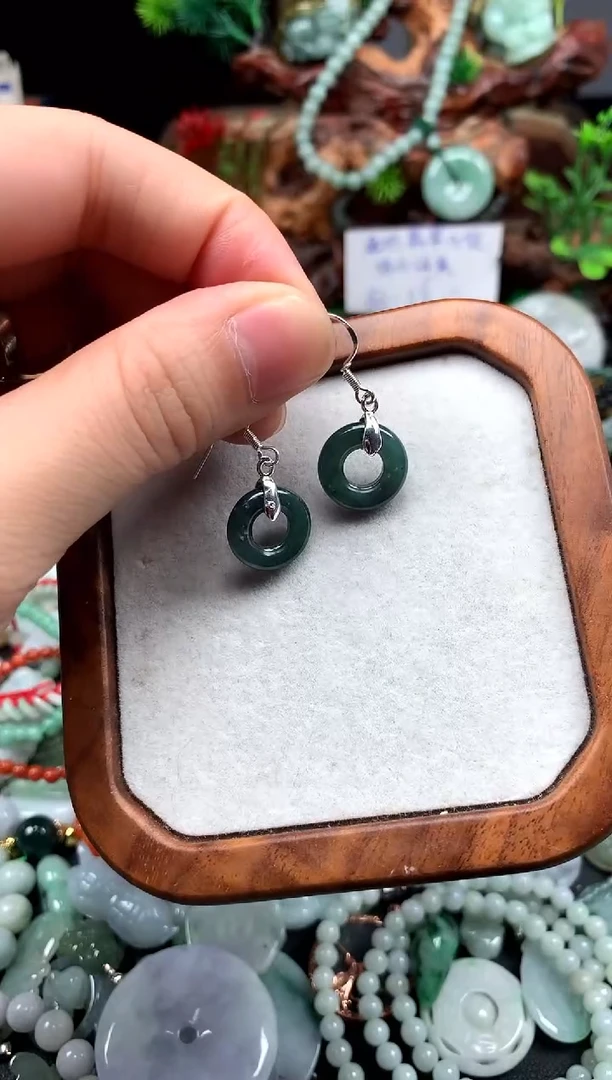 颈饰未镶嵌翡翠早9.9