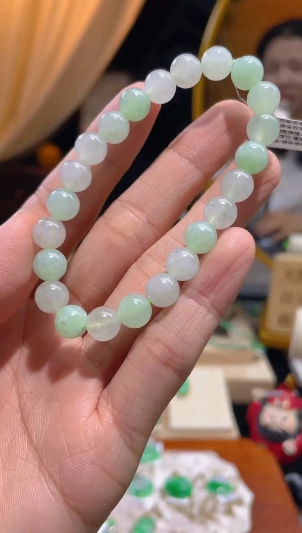 【闪购商品】翡翠颈饰未镶嵌假一赔三