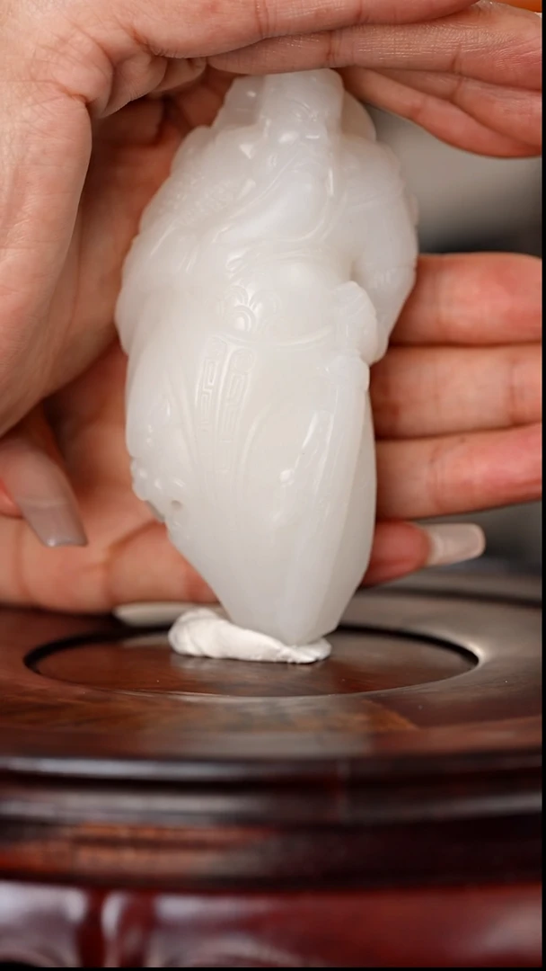 未镶嵌和田玉挂件火**帝和田玉