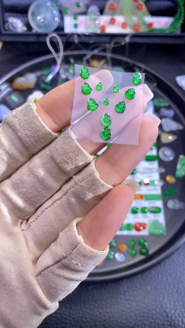 未镶嵌挂件翡翠葫芦