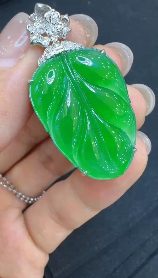 吊坠(不含链)18K金镶嵌翡翠多样性团购发一件