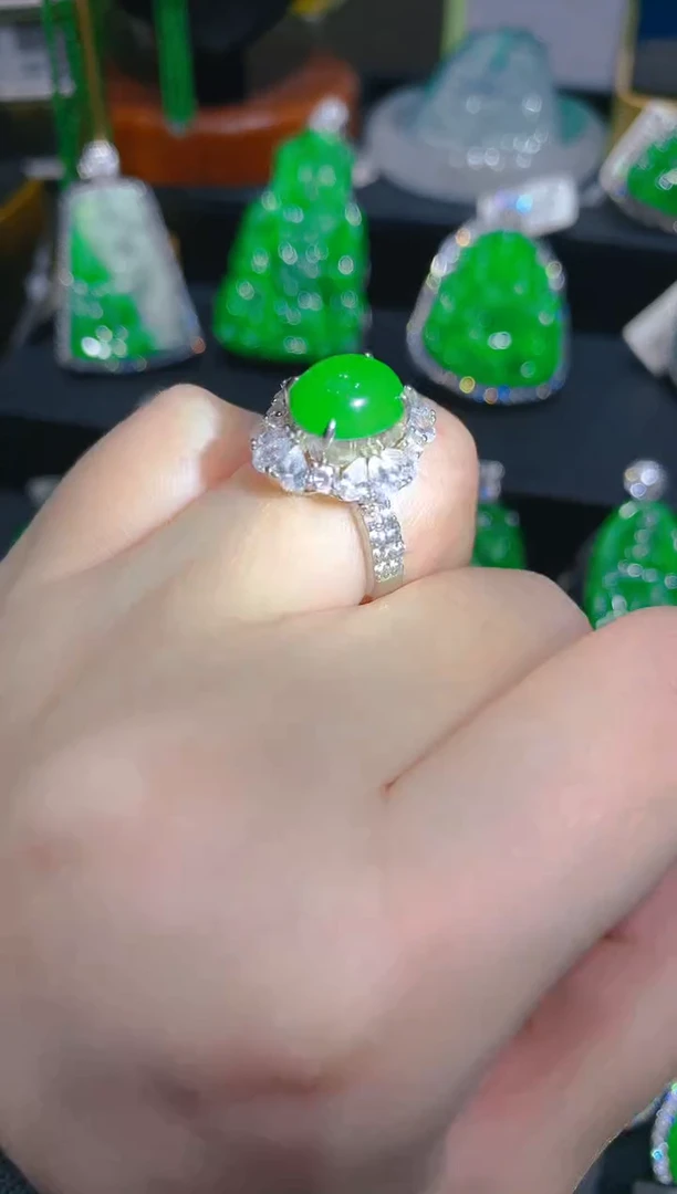 【闪购商品】翡翠戒指银S925镶嵌68一季