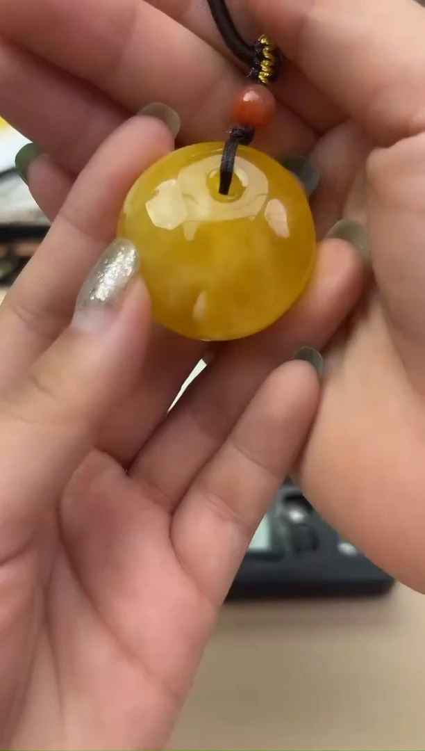 未镶嵌蜜蜡裸石蜜蜡吊坠