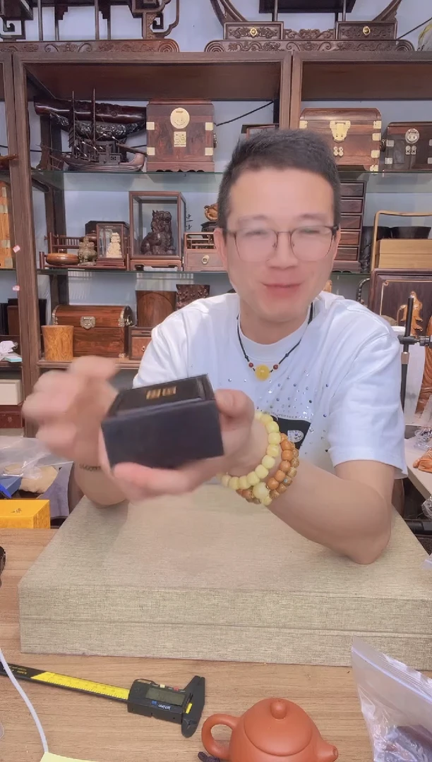 乌木类书架587大叶紫檀嵌黄杨11公分抽拉盒 库存