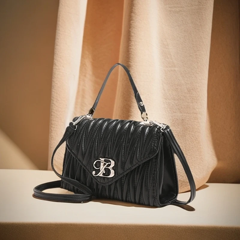 路易彼岸高级质感褶皱手提单肩斜挎包8816黑色