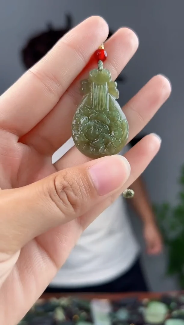 颈饰未镶嵌和田玉拍一发一，多样性发货
