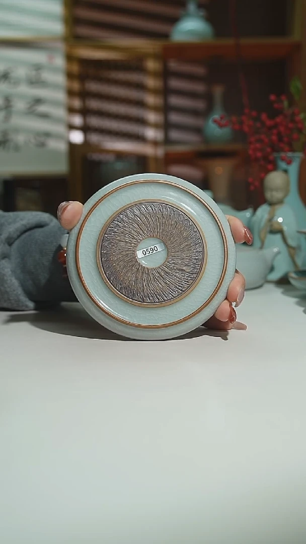 运圈月白重工壶承二级带礼盒证书