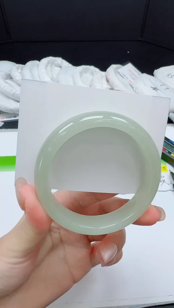 石英质玉手镯未镶嵌0136-56