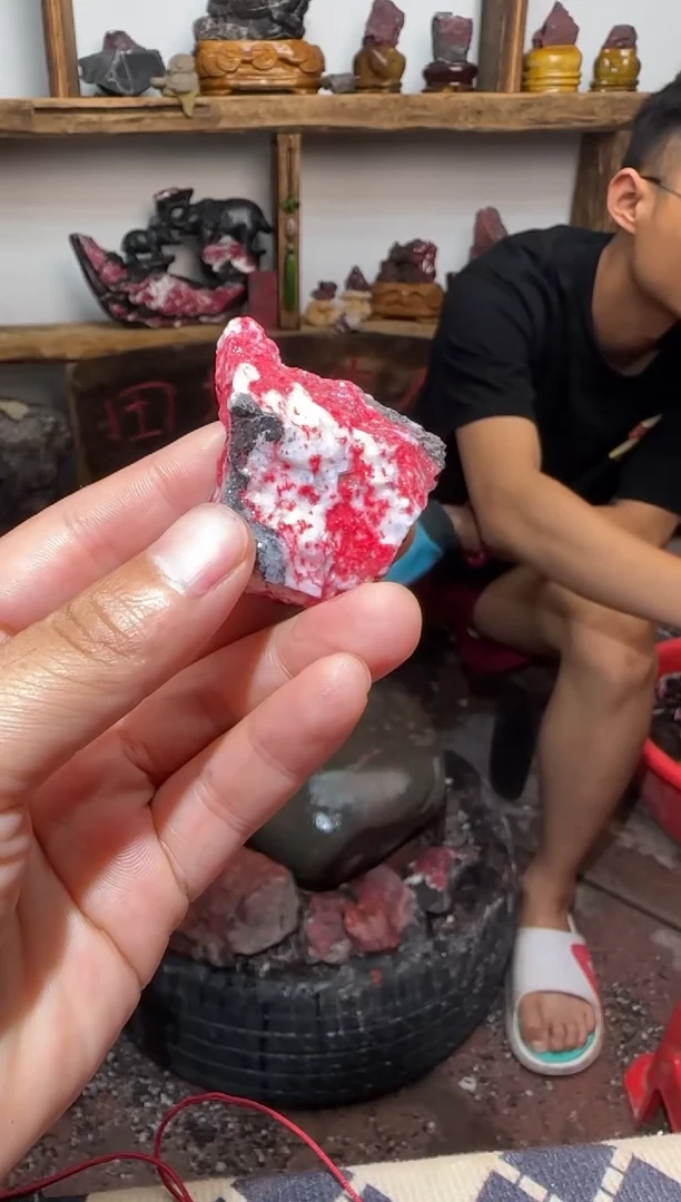 天然辰砂朱砂毛矿石16